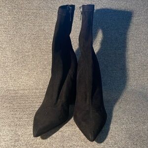 Marc Fisher Larry Pointed Toe Boot. NEW